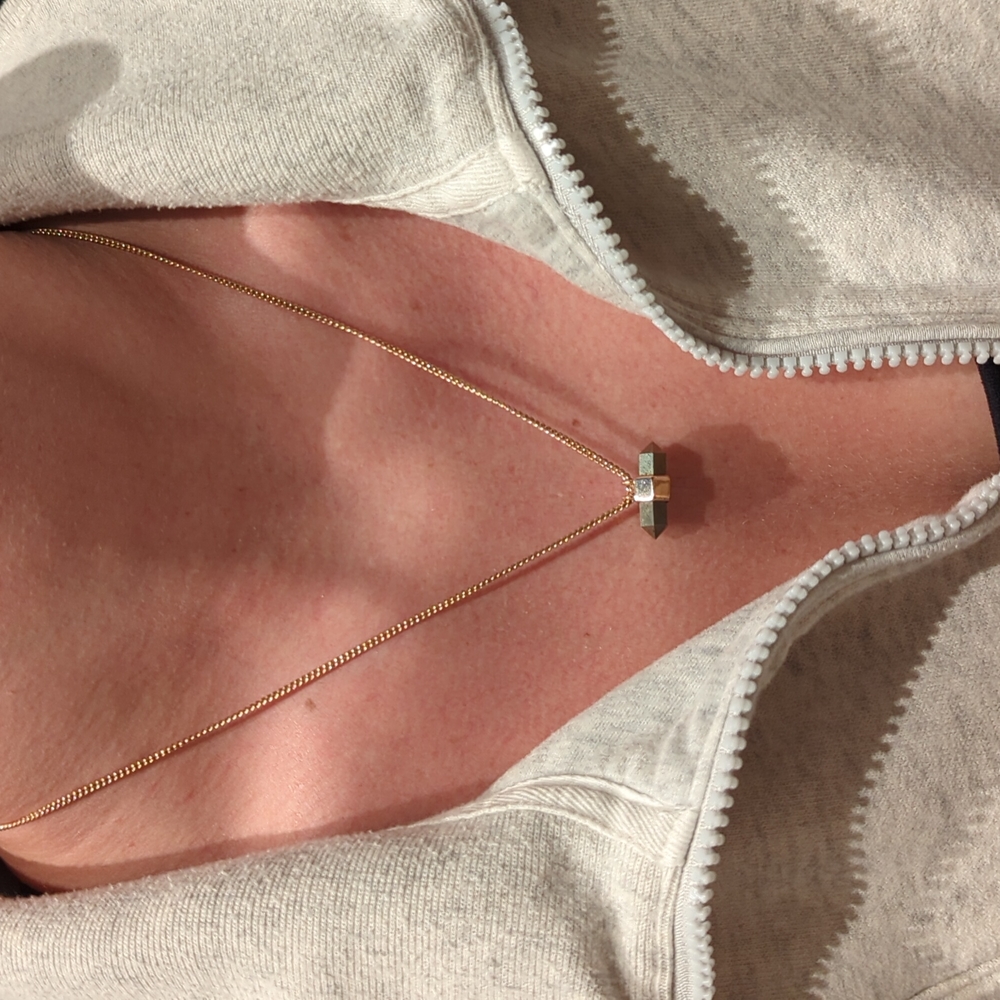Kendra Scott rose gold necklace